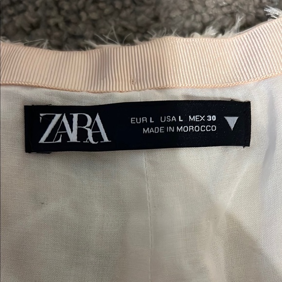 Zara Floral Cream Two-Piece Set - Picture 2 of 7